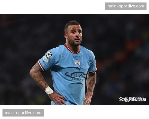 专访曼城防守教练:揭秘球队如何在丢球后5秒内形成有效反抢网络 专访曼城防守教练:揭秘球队如何在丢球后5秒内形成有效反抢网络