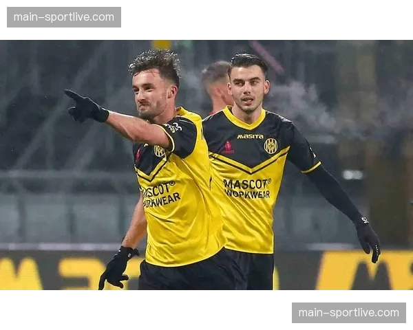 荷甲试行新规：鼓励快发任意球以提升比赛节奏与纵深反击观赏性