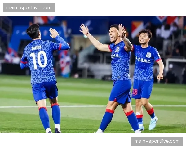 中超-路易斯双响安德烈点射绝杀,申花3-2逆转青岛海牛 中超-路易斯双响安德烈点射绝杀,申花3-2逆转青岛海牛